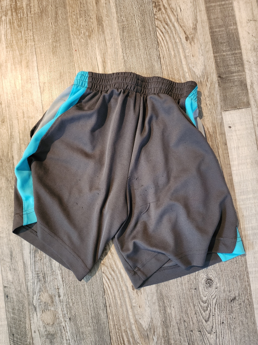 lululemon athletica Men's Gray Athletic Shorts with Teal Panels